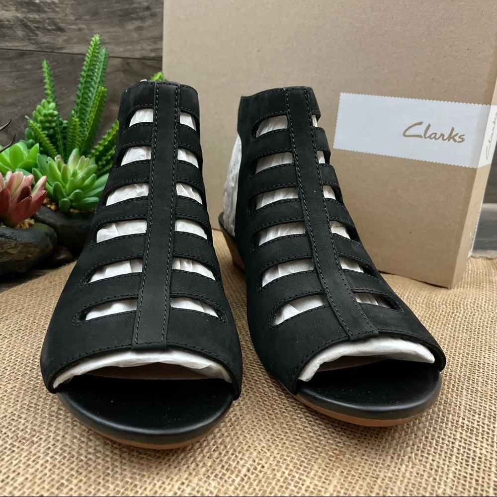 Clarks 8W Abigail Sing Low Wedge Gladiator Sandal - Picture 3 of 11